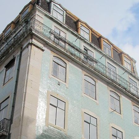 Quarto Com Varanda Na Rua Dos Douradores ลิสบอน ภายนอก รูปภาพ